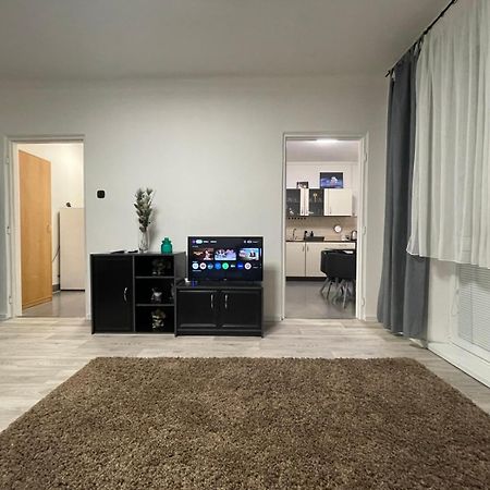 Apartman Sabo Komenskeho コシツェ エクステリア 写真